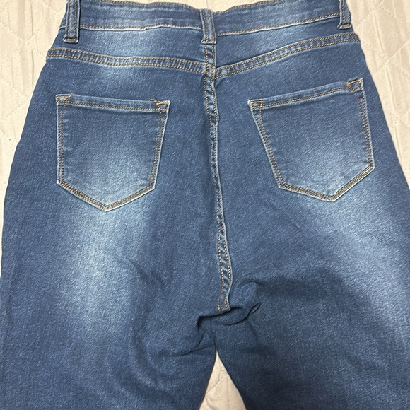 Fashion nova high waisted jeans - Picture 3 of 3